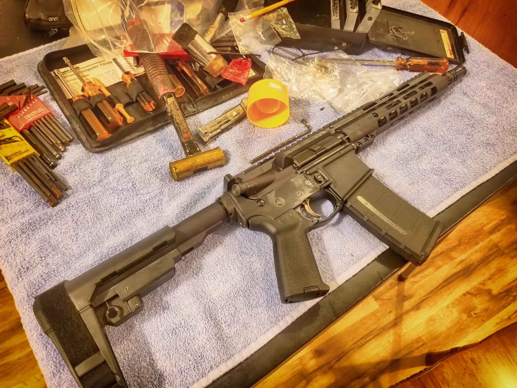 This AR 15 pistol build features an Anderson Lower and Palmetto State Armory 10.5 upper build kit.